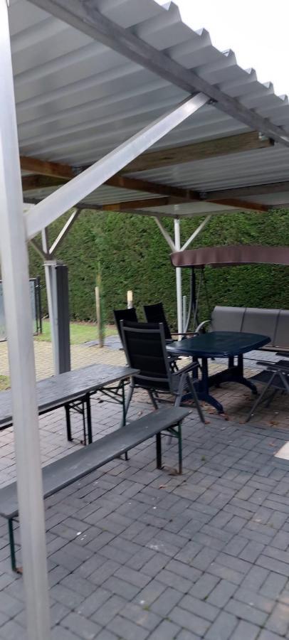 Urlaub Machen Direkt Am Irland Das Kinderparadies In Twisteden Im Grossen Garten Bei Privatleute Fur Maximal Sechs Personen Кевелар Екстер'єр фото